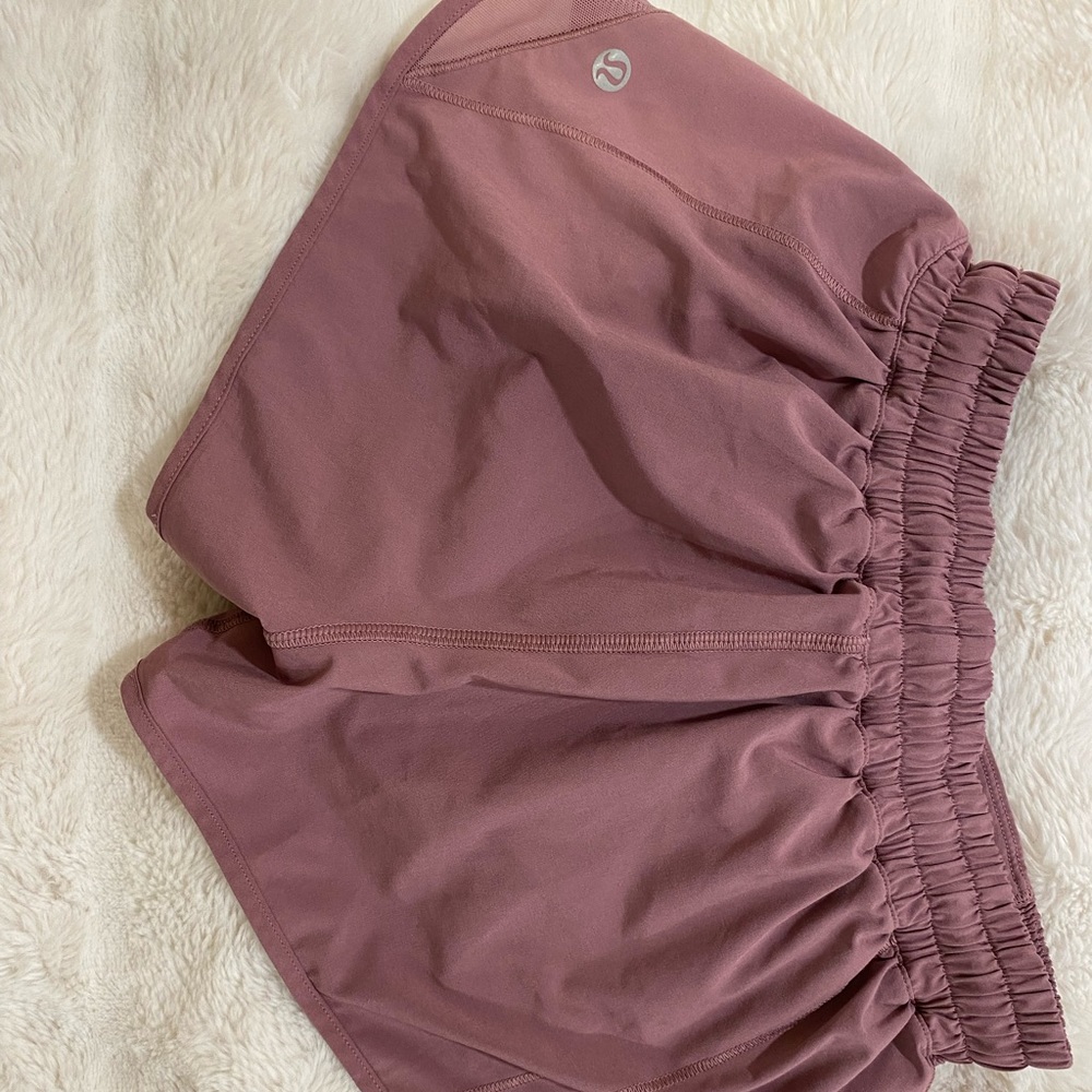 Lululemon Shorts 2.5 inch